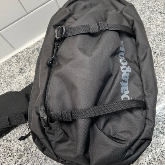 Patagonia Black Backpack - Picture 2 of 7